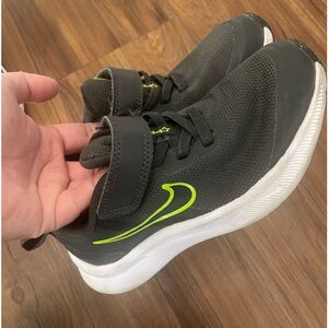 Dark Blue Nike Kids size 11 Boys